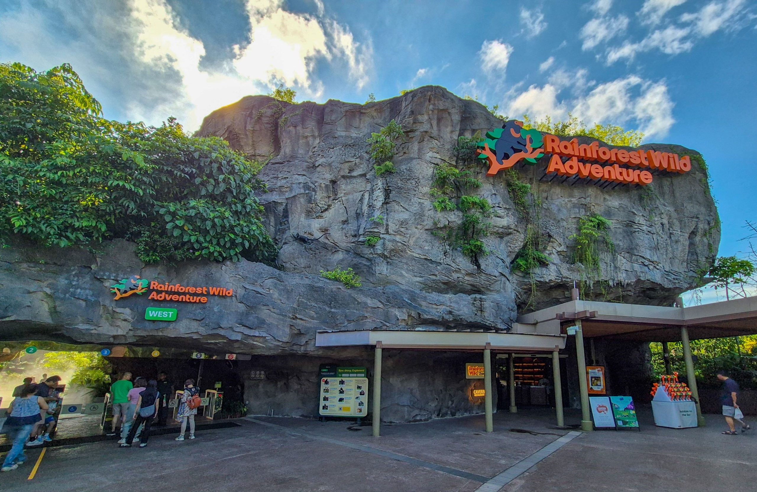 Rainforest Wild Adventure West - Entrance. Image credit to Mandai Wildlife Group (1)